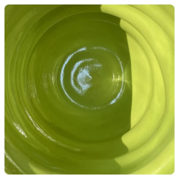 4 ręcznie robiony kubek ceramiczny spirala w odcieniach zieleni zielony - POTERIA.webp