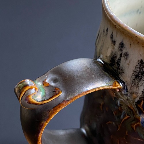 kubek kufel ceramiczny z podpórką pod kciuk rękodzieło.jpg